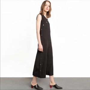 Jumpsuit with buttons